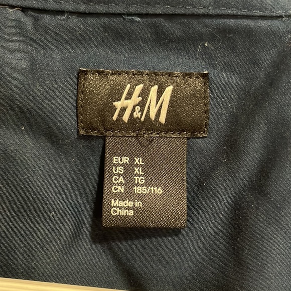 Men’s short sleeve shirt xl - Picture 2 of 3